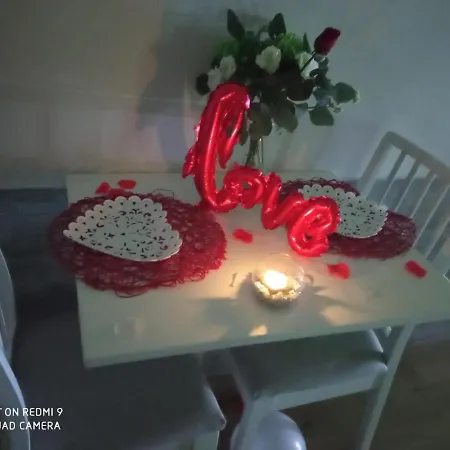 Apartment Con Vasca Idromassaggio Due Cuori *